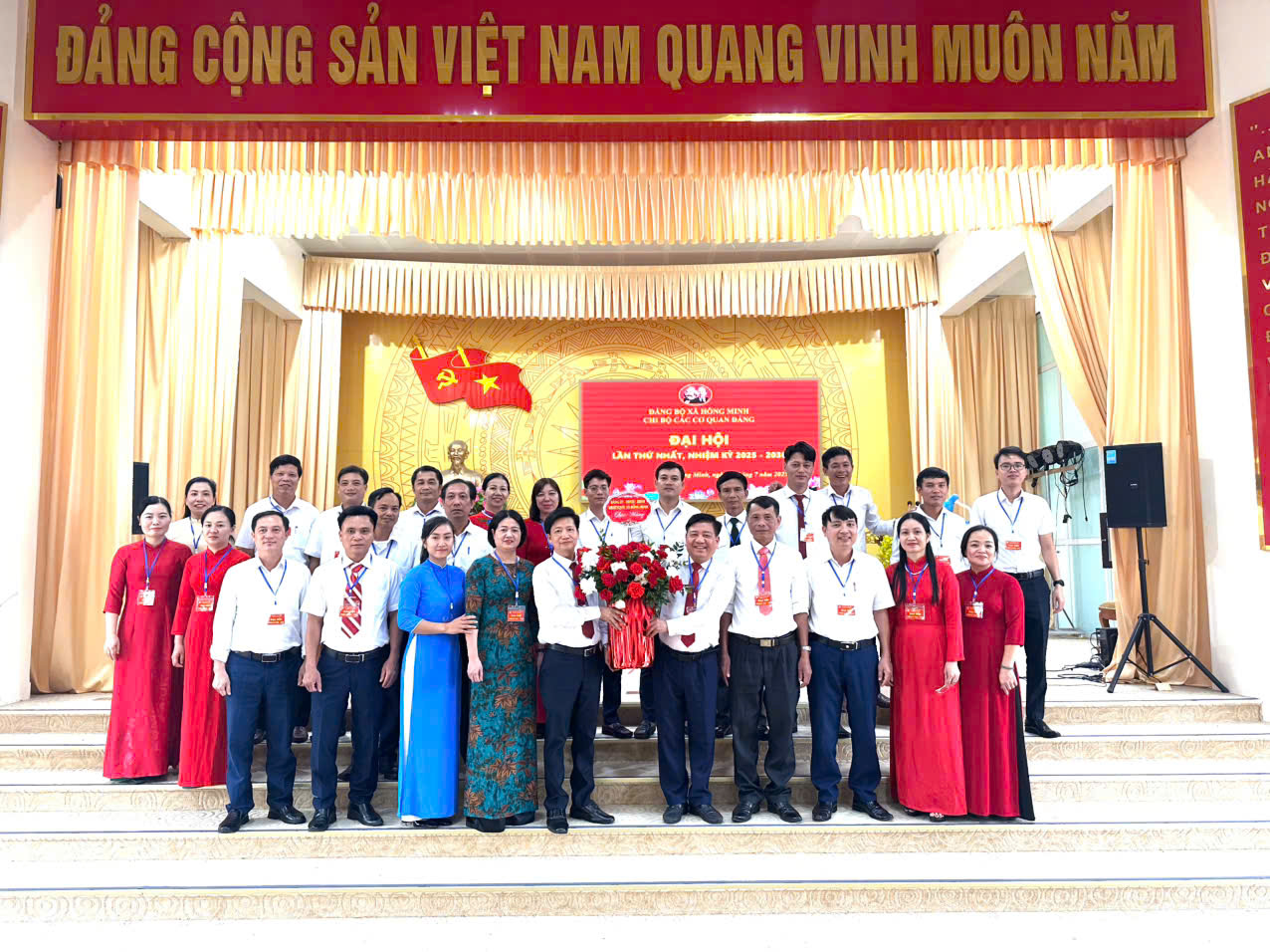 Đại hội chi bộ cơ quan Đảng xã Hồng Minh nhiệm kỳ 2025 - 2030