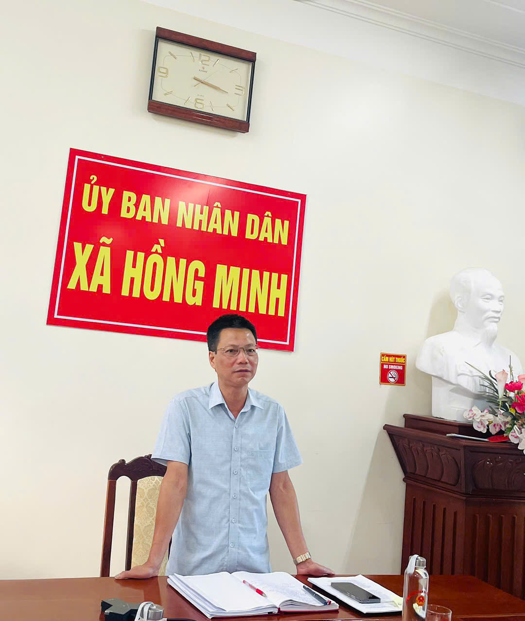 UBND XÃ HỒNG MINH TỔ CHỨC HỘI NGHỊ HƯỚNG DẪN ĐỊNH DANH ĐỊA ĐIỂM, ĐÁNH SỐ VÀ GẮN BIỂN SỐ NHÀ, CÔNG TRÌNH XÂY DỰNG TRÊN ĐỊA BÀN XÃ