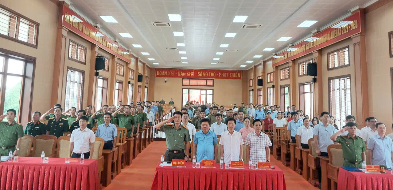XÃ HỒNG MINH TỔ CHỨC NGÀY HỘI TOÀN DÂN BẢO VỆ AN NINH TỔ QUỐC NĂM 2026 VÀ KỈ NIỆM NGÀY TRUYỀN THỐNG  CÔNG AN NHÂN DÂN VIỆT NAM (19/8/1945 – 19/8/2026)