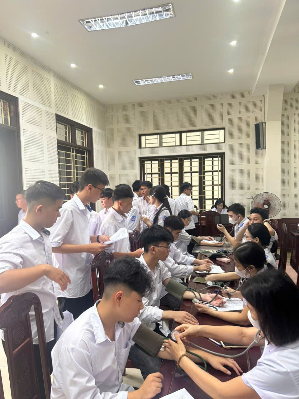 HOÀN TẤT LỘ TRÌNH KHÁM SỨC KHỎE HỌC SINH NĂM 2026 TẠI XÃ HỒNG MINH