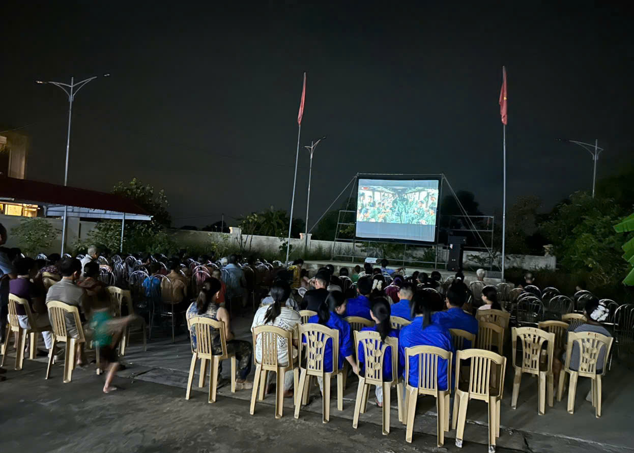 HỒNG MINH TỔ CHỨC THÀNH CÔNG CÁC BUỔI CHIẾU PHIM LƯU ĐỘNG TRI ÂN NGÀY THƯƠNG BINH – LIỆT SỸ.