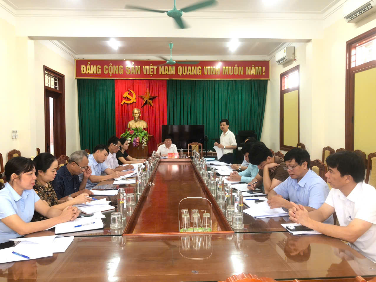 Đảng ủy xã Hồng Minh tổ chức họp kiện toàn công tác lãnh đạo, chỉ đạo trên một số lĩnh vực trọng tâm của địa phương