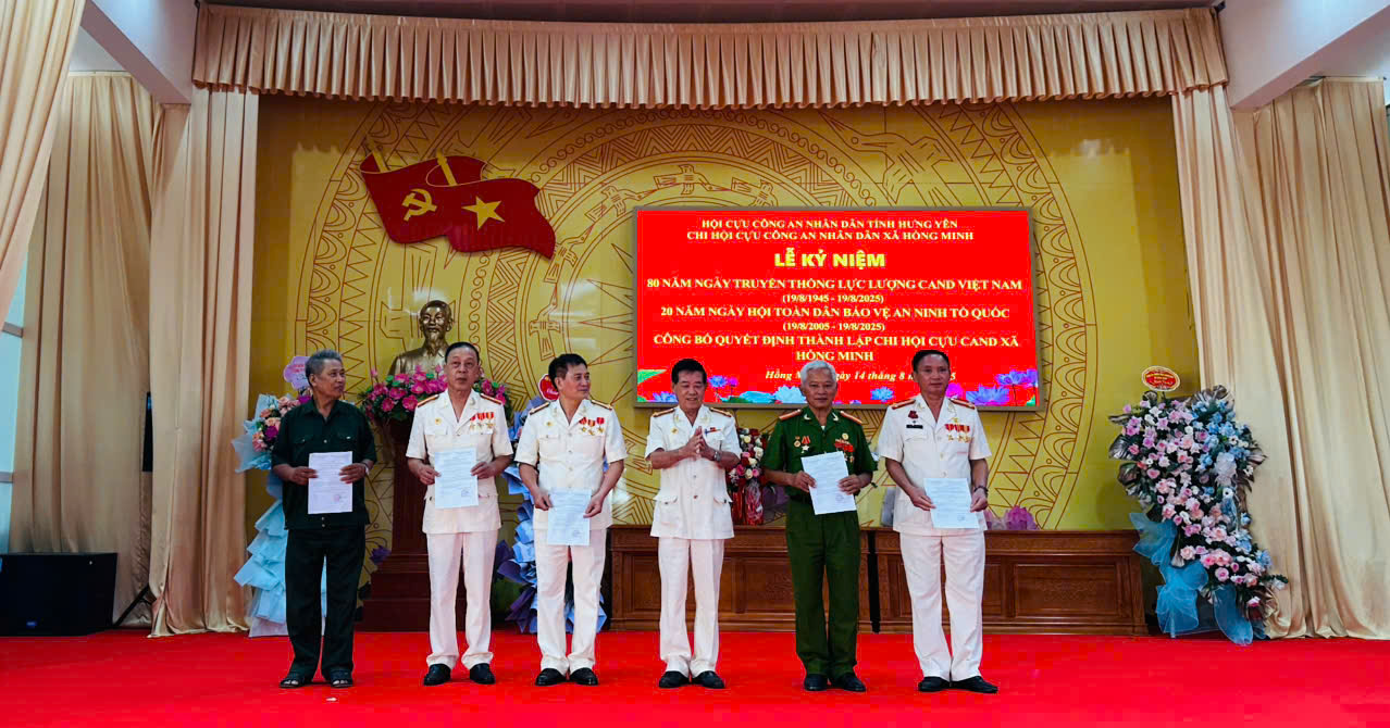 Chi hội Cựu CAND xã Hồng Minh tổ chức Lễ kỷ niệm 80 năm Ngày truyền thống lực lượng CAND (19/8/1945-19/8/2025); 20 năm Ngày hội toàn dân bảo vệ ANTQ (19/8/2005-19/8/2025) và Công bố quyết định thành lập Chi hội Cựu CAND xã Hồng Minh.