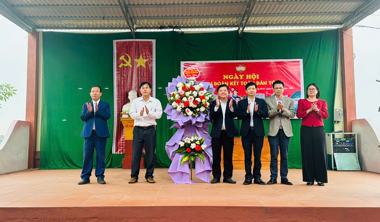 Thôn Chùa, xã Hồng Minh tổ chức điểm Ngày hội Đại đoàn kết toàn dân tộc năm 2025