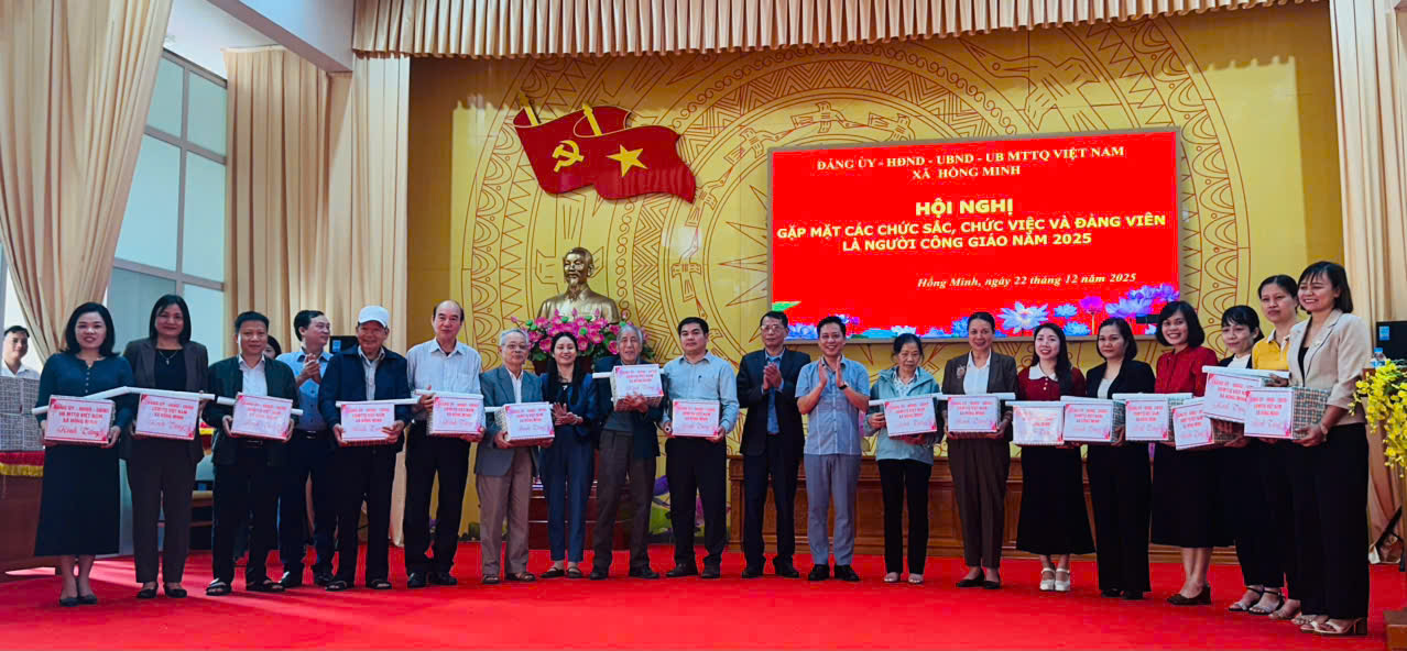 Hội nghị gặp mặt các chức sắc, chức việc và đảng viên là người Công giáo năm 2025