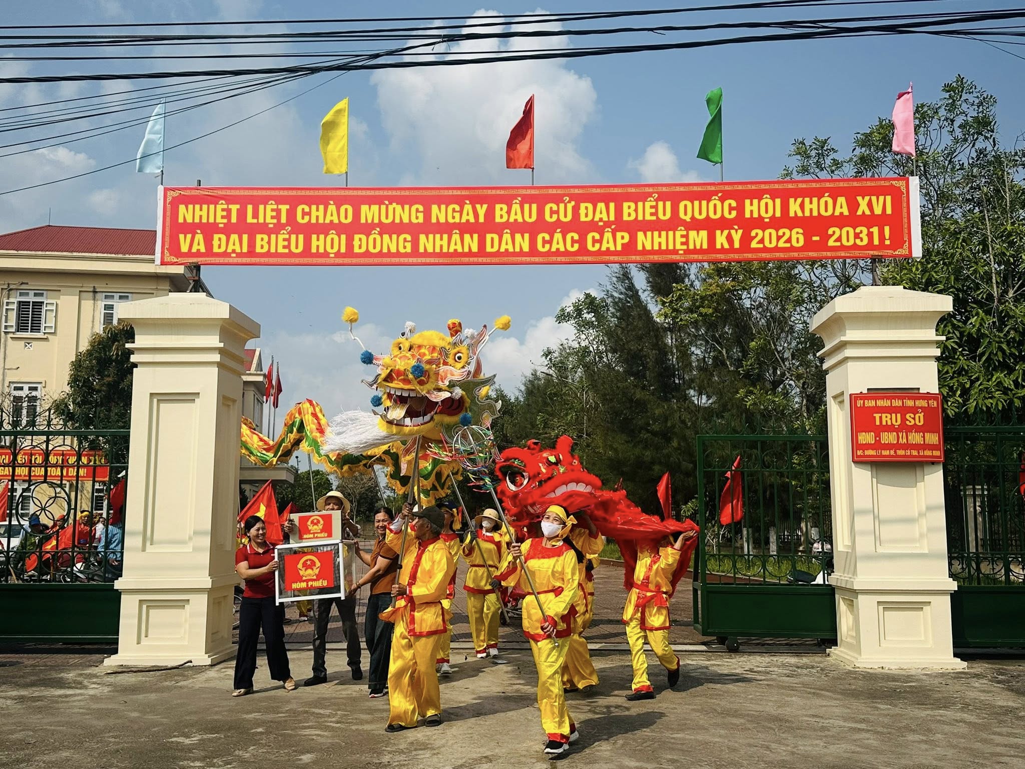 Hội nghị trao, bàn giao hòm phiếu chuẩn bị cho cuộc bầu cử Quốc hội khóa XVI và Đại biểu HĐND các cấp nhiệm kỳ 2026 – 2031