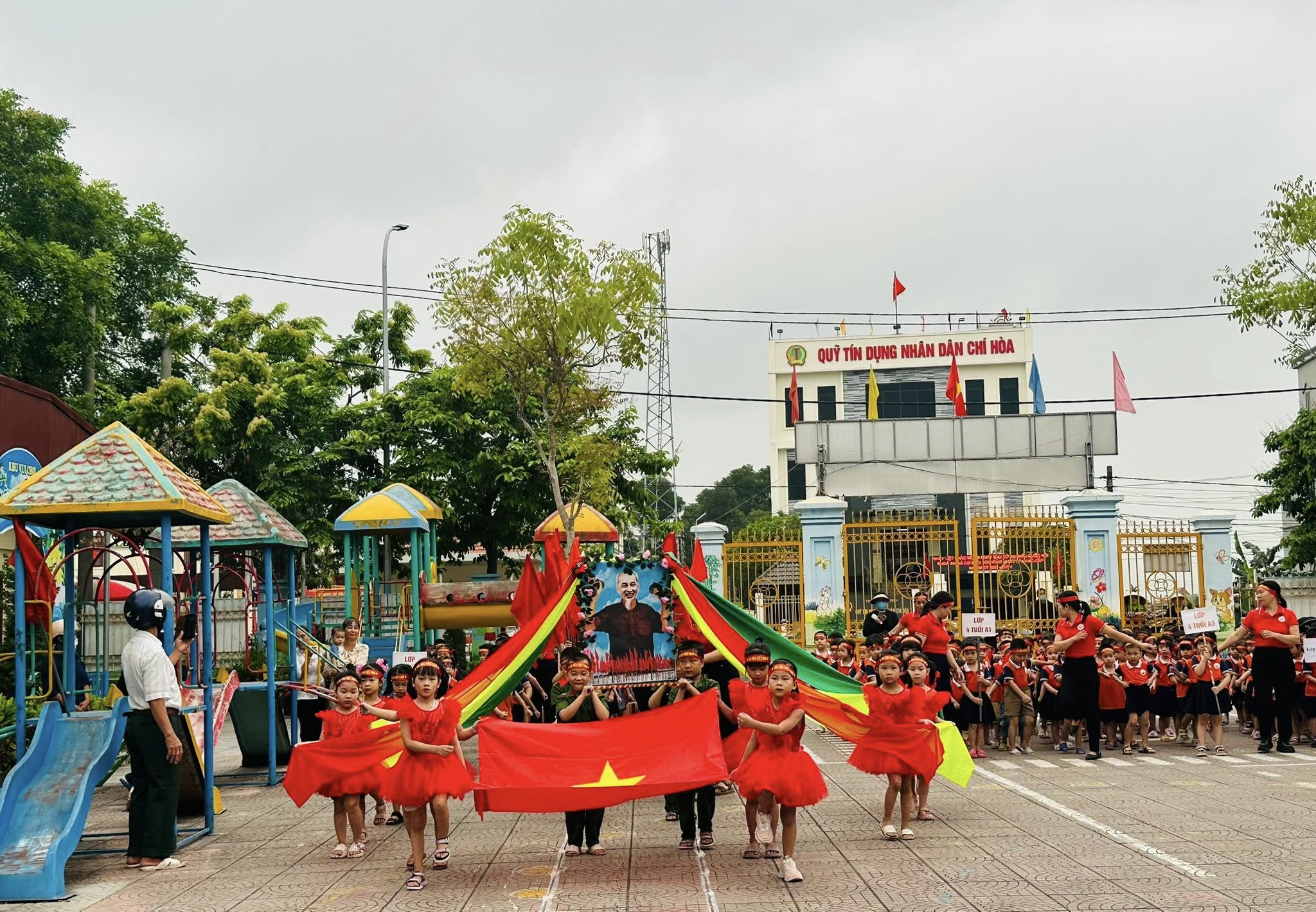 Sôi nổi Ngày hội Thể dục Thể thao và “Rung chuông vàng” tại Trường Mầm non Bùi Hữu Diên