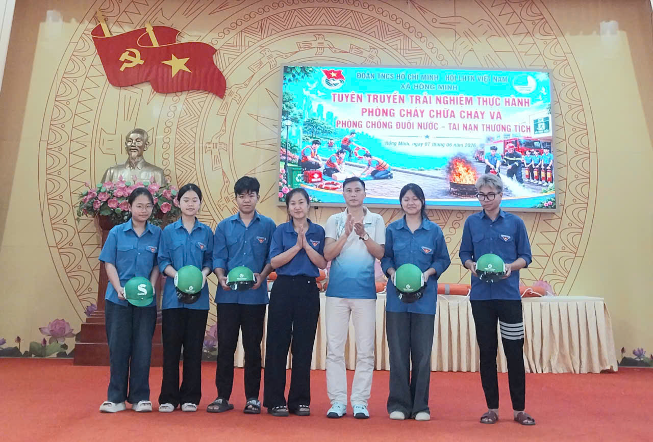 ĐOÀN THANH NIÊN XÃ HỒNG MINH  TUYÊN TRUYỀN, TRẢI NGHIỆM KỸ NĂNG SINH TỒN